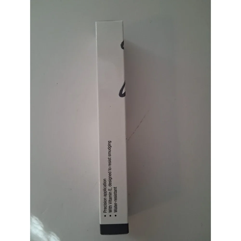 2 Eyeliners: Neutrogena Smokey Kohl Eyeliner & Intense Gel Eyeliner Smokey Grey